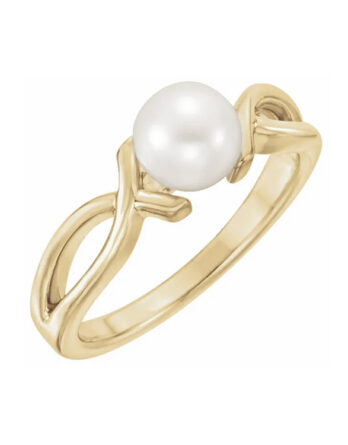 Pearl Ring. Cultured White Freshwater Pearl - 6487